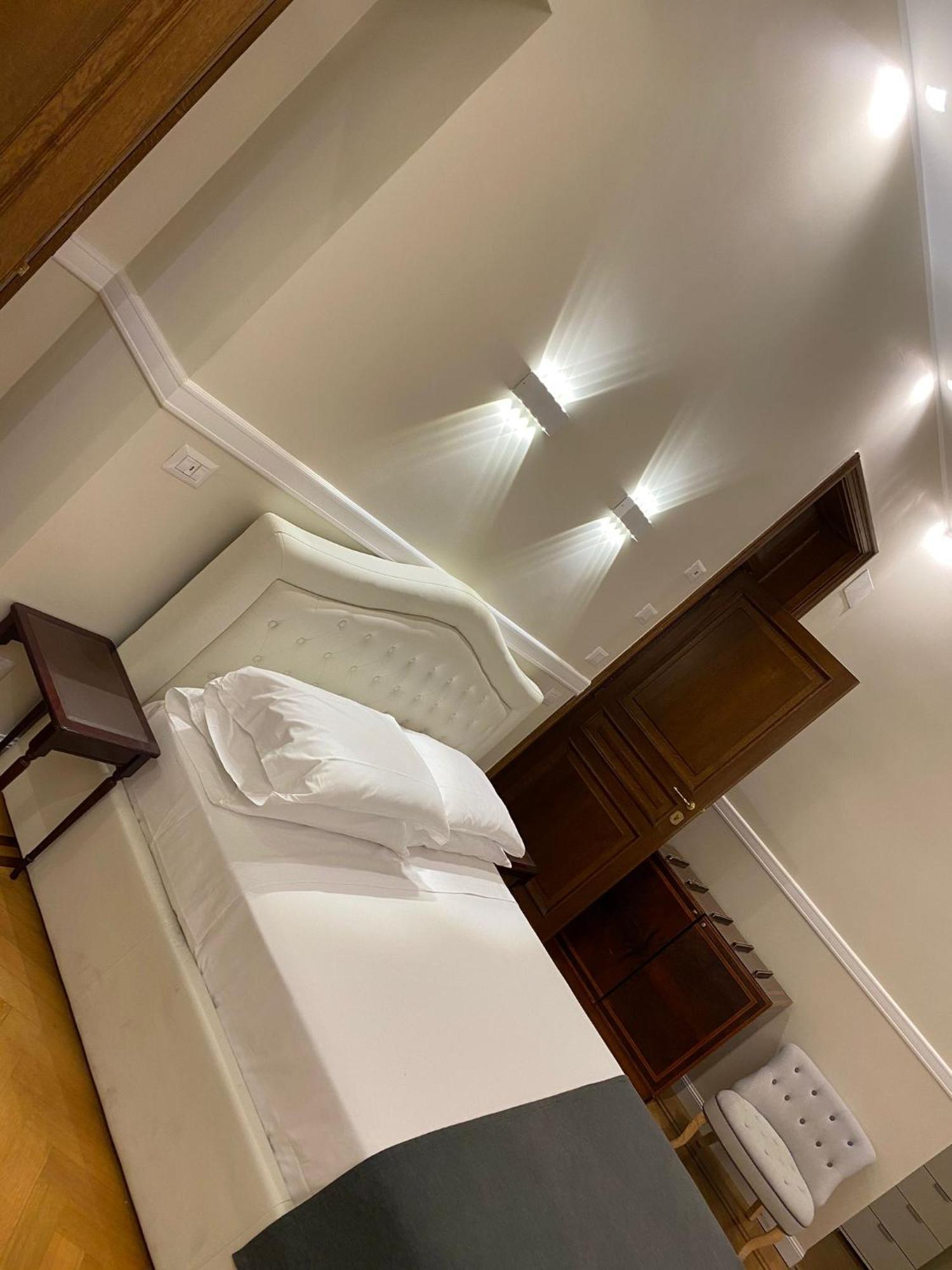 Bed and Breakfast La Residenza Del Sole Al Pantheon Rom Exterior foto