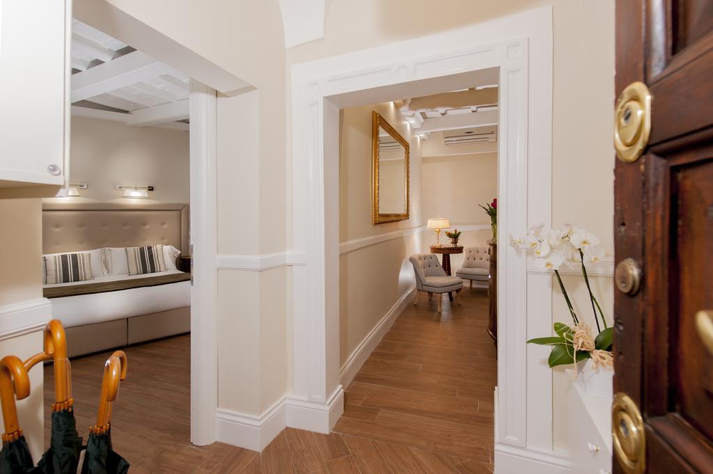 Bed and Breakfast La Residenza Del Sole Al Pantheon Rom Exterior foto